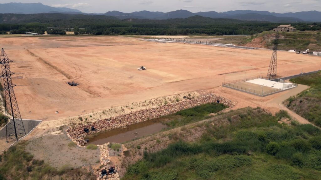 Roig Obres i Serveis, vídeo aeri amb dron de la plataforma logística de Sils